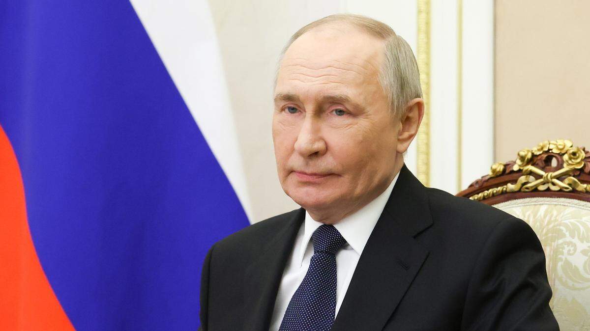 El presidente de Rusia, Vladimir Putin, preside una reunión por videoconferencia del Consejo de Seguridad de Rusia en el Kremlin de Moscú.