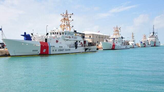 Coast Guard stops two migrant boats off Florida Keys | Miami Herald