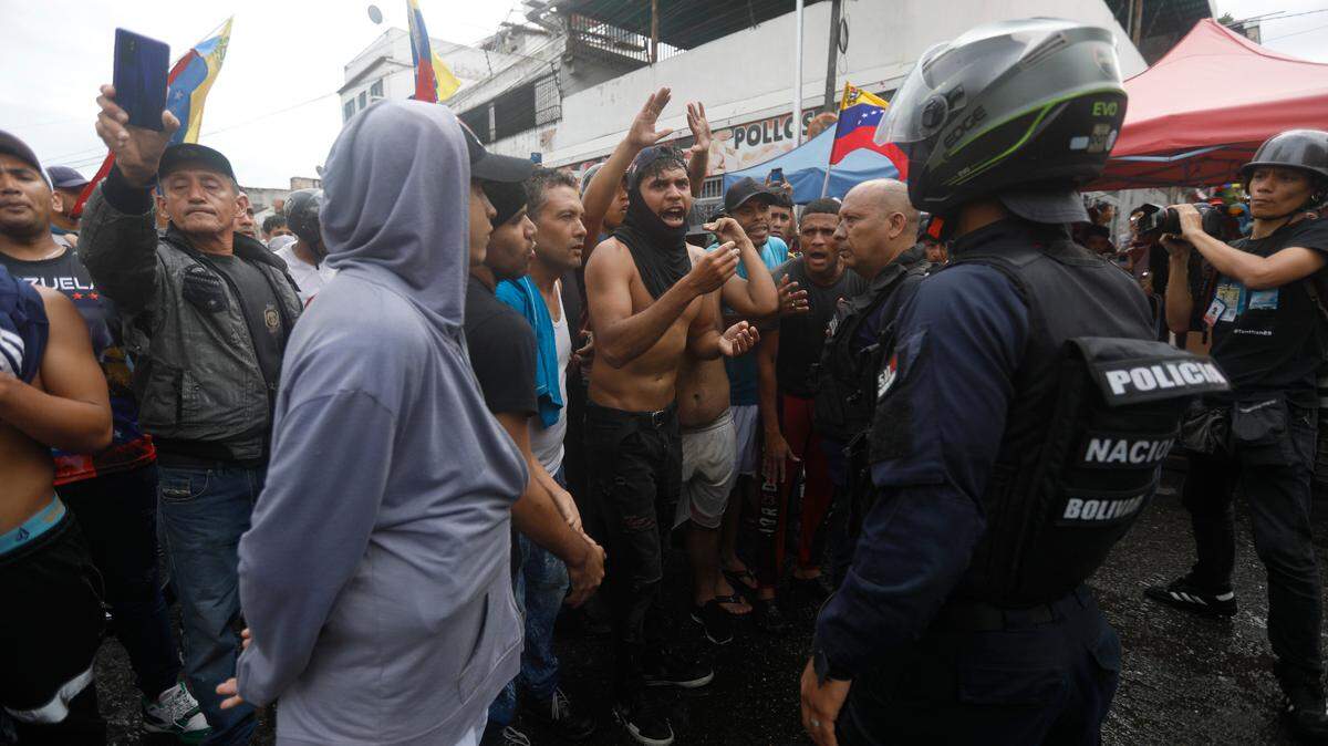 Cientos de personas protestan en contra de los resultados que las elecciones presidenciales de Venezuela que le dieron una cuestionado victoria al gobernante Nicolás Maduro, el lunes 29 de julio de 2024, en Caracas.