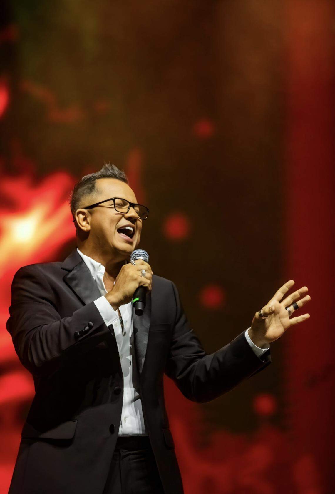 “Hoy en día estoy absolutamente tranquilo, trabajando en mi música y llevando mis conciertos adonde me quieran ver”, dice el artista.