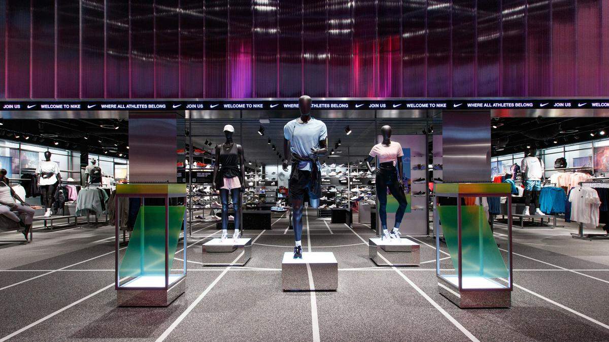 Liderando el incremento de ventas en Estados Unidos en mayo con un 2.8% más que en abril estuvieron las tiendas de artículos deportivos y de ocio, mientras que las de ropa vieron una subida del 0.9%.