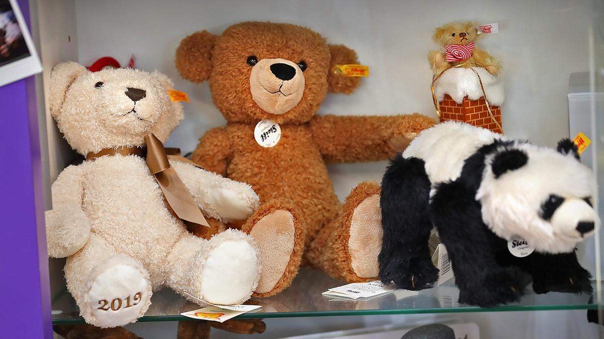 Juguetes están a la venta en la tienda Kits & Kaboodle en Carmel, Indiana, en esta foto del 2019. Aunque esta tienda vende muchos productos de marcas europeas, la gran mayoría de los juguetes son fabricados en China. De hecho, el 80% de los juguetes vendidos en Estados Unidos son fabricados en China.