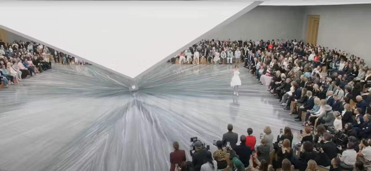 Puesta en escena del desfile Dior primavera-verano 2026. 