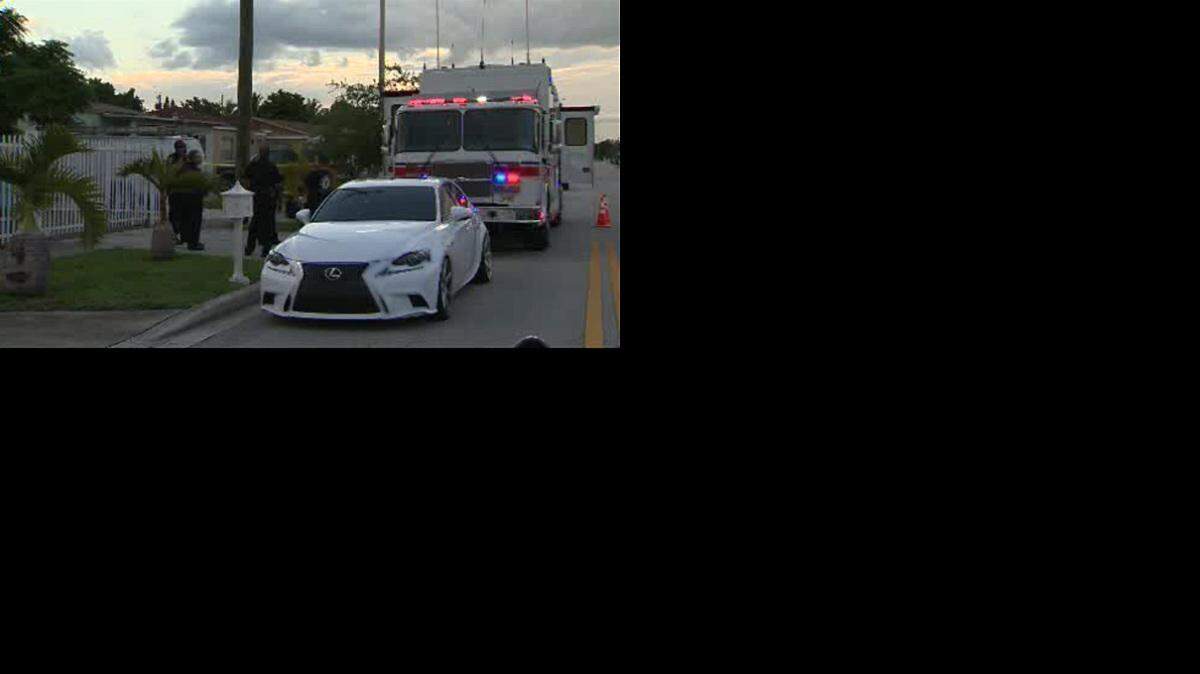 Dos cadáveres fueron encontrados dentro de una casa de Hialeah el martes por la mañana.