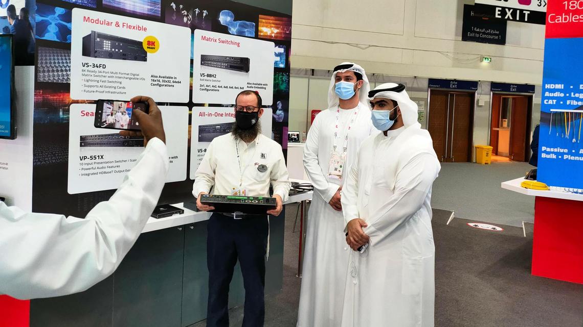 Así fue como un venezolano judío ortodoxo se tornó en una sensación en las calles de Dubái