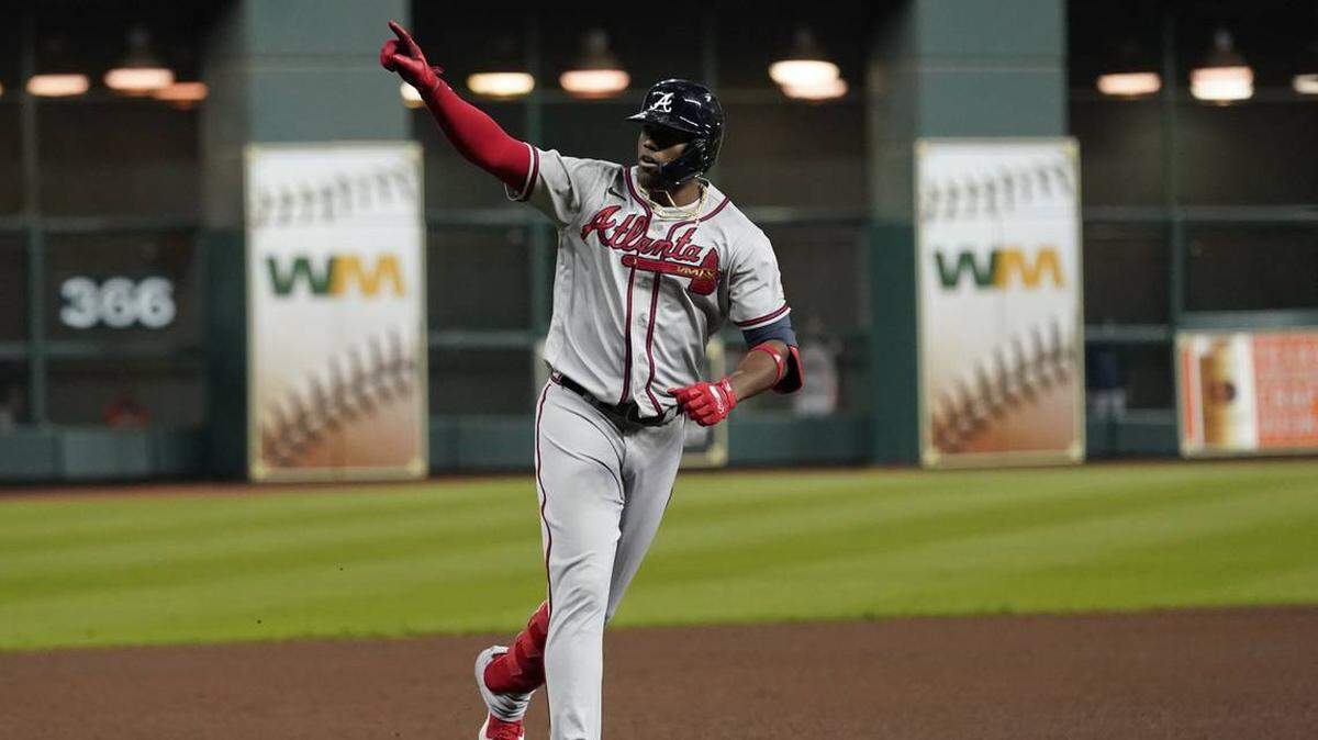 Los Marlins están firmando a Jorge Soler con un contrato de tres años por un valor de $36 millones que incluye opciones de exclusión después de las temporadas 2022 y 2023, confirmó una fuente al Nuevo Herald