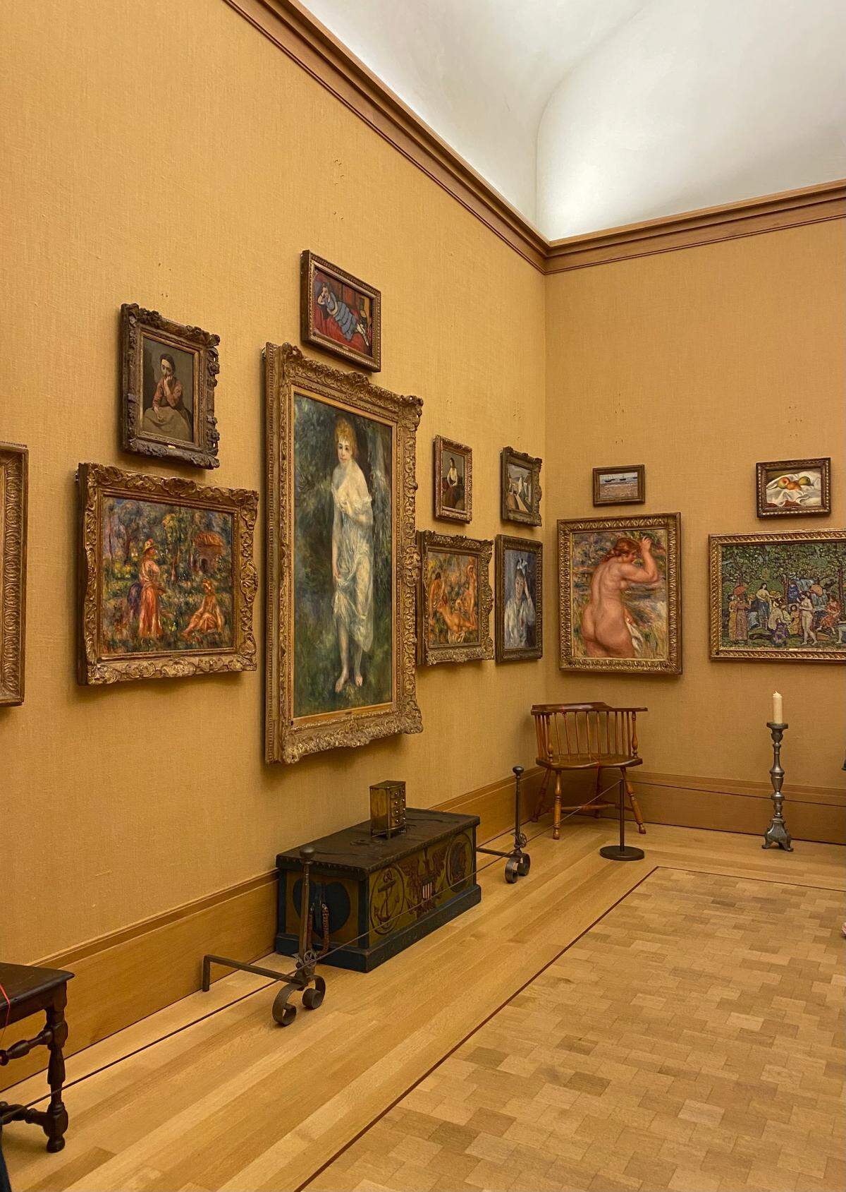 Uno de los salones del museo del Barnes Foundation.