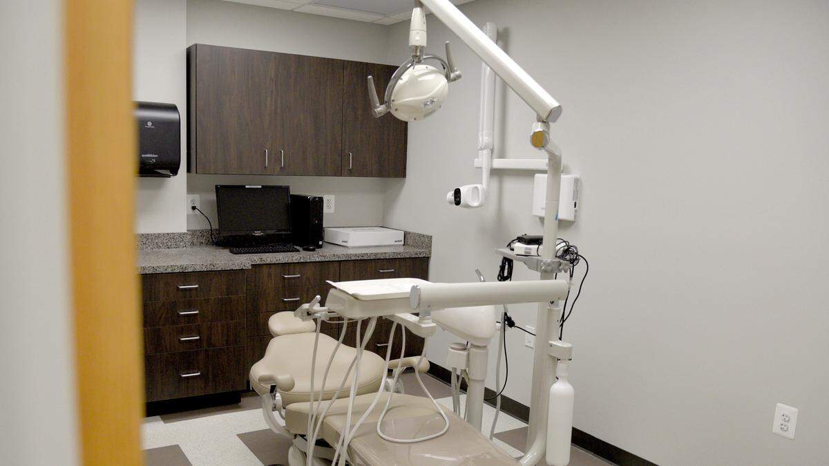 Foto de archivo. Una dentista del sur de California seguidora del presidente Donald Trump se encuentra este jueves en el centro de la polémica, tras la difusión de un video, que se volvió viral, en el que supuestamente bromeaba con hacer más dolorosos los tratamientos a los pacientes de la oposición.