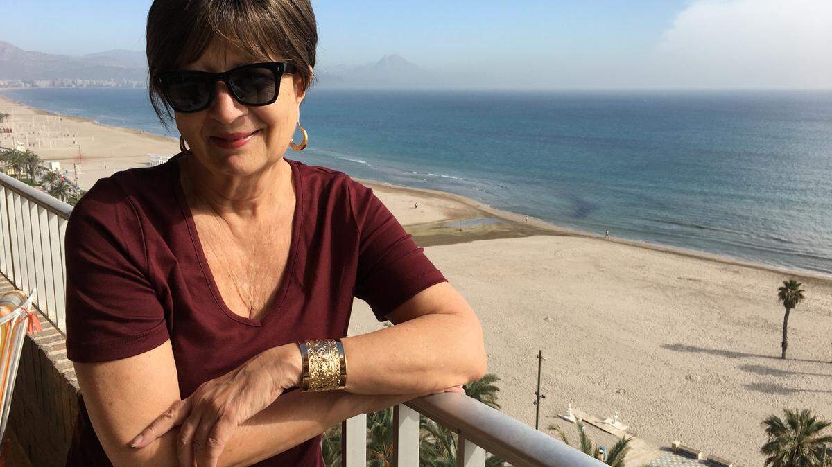 Noel Smith, chief curator del Museo de Arte Contemporáneo de Tampa, profesora de USF, una gran hispanista conocedora de la cultura cubana.