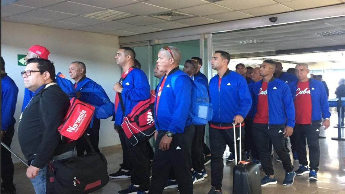 Los jugadores del equipo cubano llegaron el martes a Culiacán, México, ciudad que albergará la Serie del Caribe 2017.