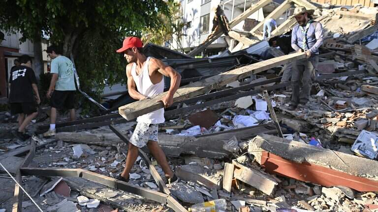 Death toll rises to 181 after Colombia earthquake devastates cities in the west