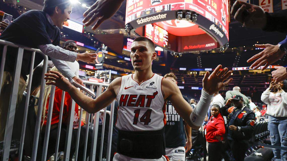 Tyler Herro vuelve encendido y lleva al Heat a un cómodo triunfo fuera de casa