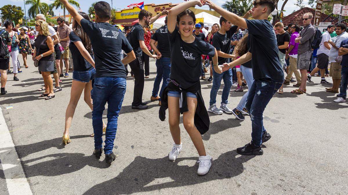 Carnaval de la Calle Ocho, el domingo 10 desde las 12 p.m., a lo largo de la Calle 8.