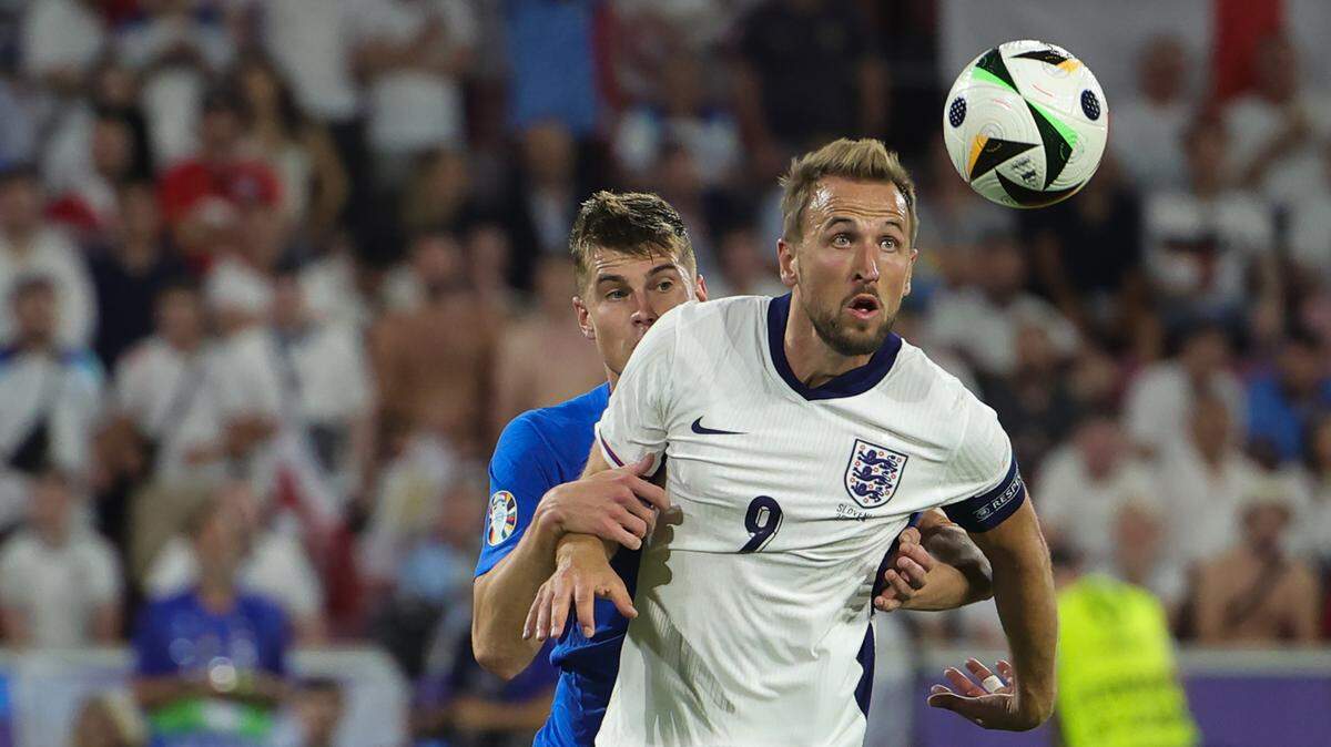 Inglaterra, que llegó a Alemania como una de las favoritas de la Eurocopa-2024, terminó primera del Grupo C tras un empate 0-0 este martes en Colonia contra Eslovenia, pero una vez más sin convencer y dejando una imagen pobre sobre el terreno de juego.