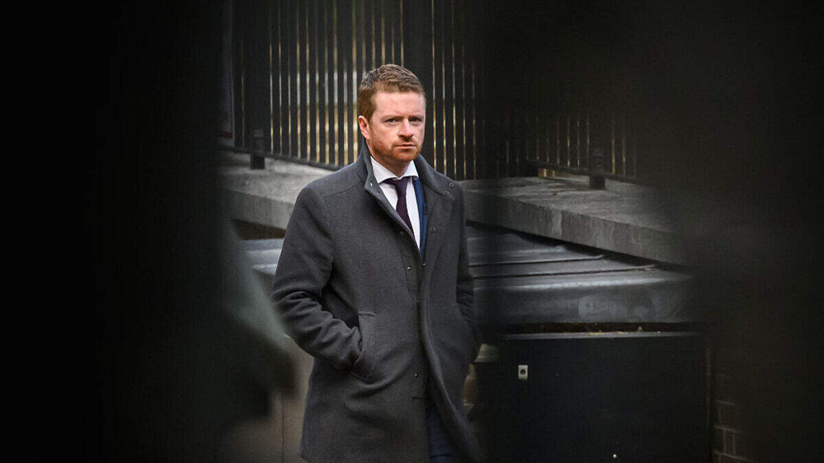 Foto de archivo del ahora exjefe de gabinete británico, Morgan McSweeney, cuando llega a Downing Street el 6 de octubre de 2025 en Londres, Inglaterra.