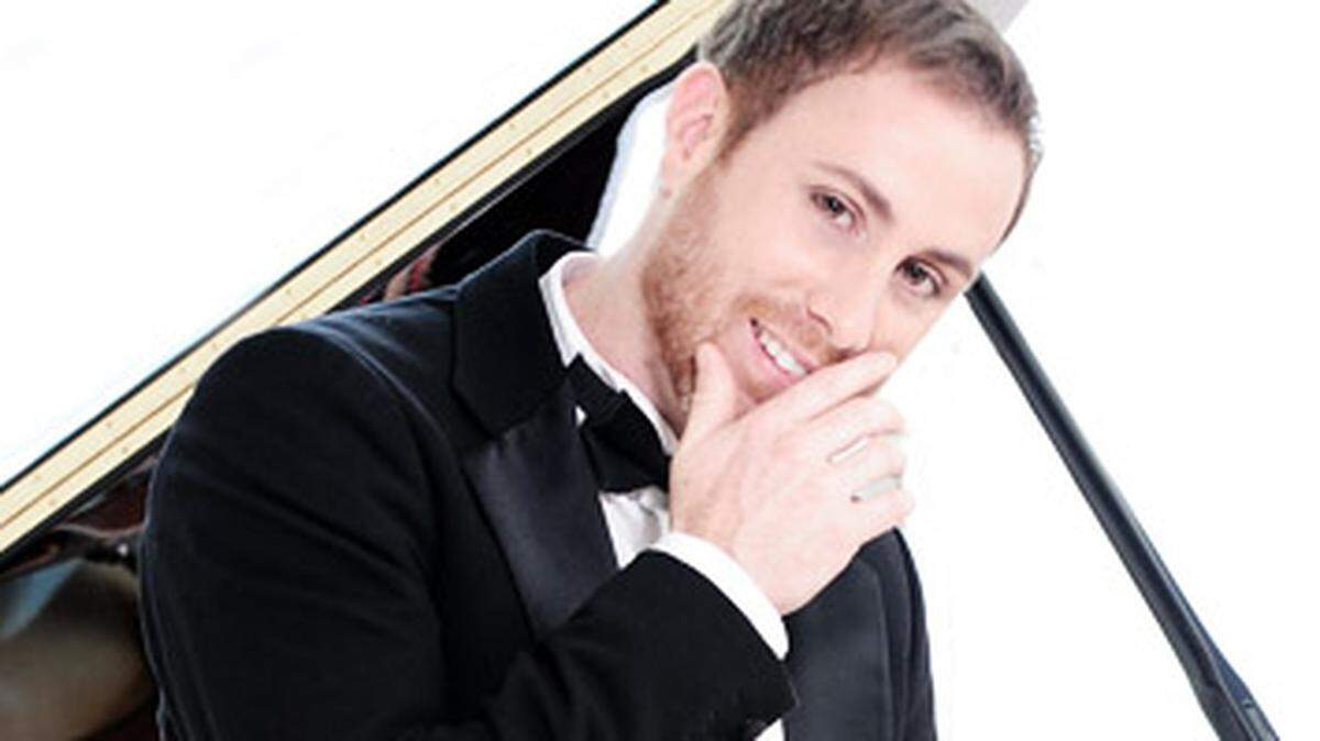 Roberto Berrocal.