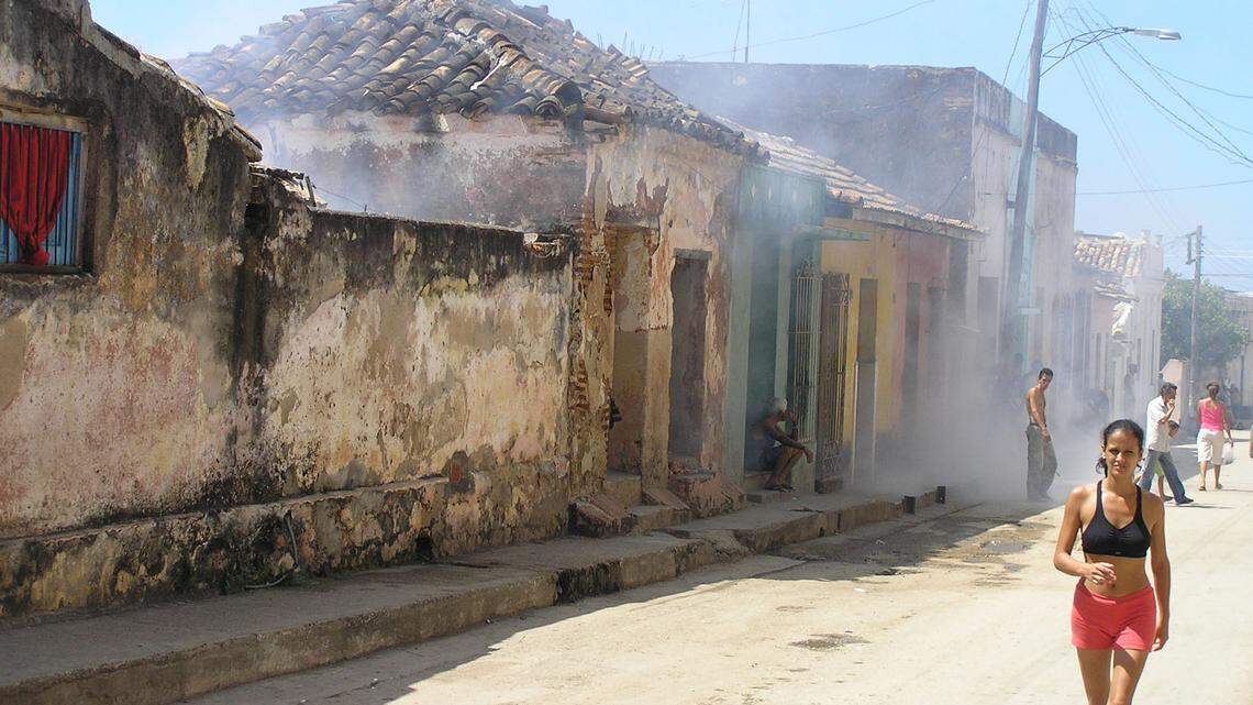 Insecticide was sprayed in Cuban neighborhoods as part of a 2006 fumigation campaign against the mosquito that transmits the deadly dengue virus. This time authorities said there’s no fuel for intense fumigation.