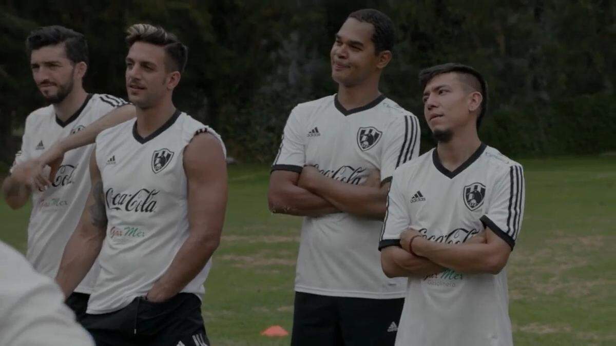 La serie 'Club de Cuervos' (2019), comedia y drama mexicano.