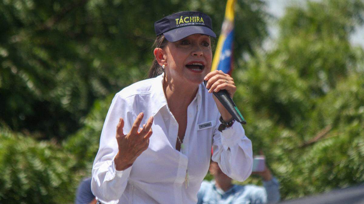 Foto de archivo. La líder opositora de Venezuela María Corina Machado denunció que este domingo agentes de seguridad del “régimen” -en referencia al Gobierno del presidente Nicolás Maduro- han “acosado” tres veces la casa de su madre, Corina Parisca, en Caracas.