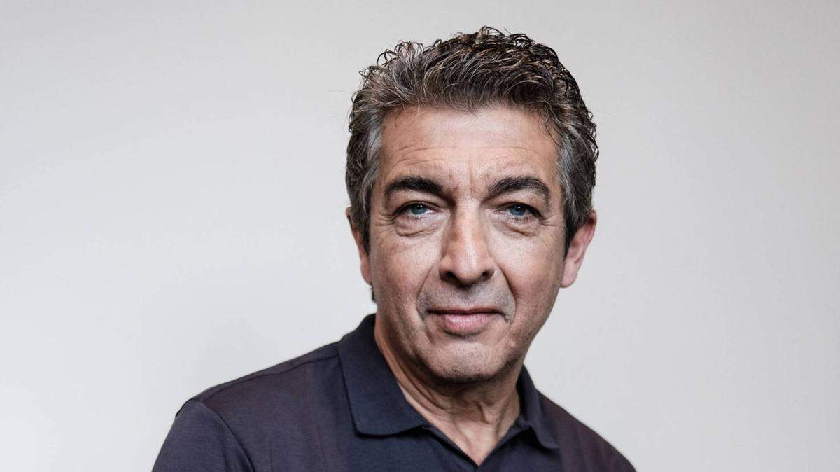 El actor argentino Ricardo Darín, protagonista de Argentina 1985, dirigida por Santiago Mitre, posa en el 79º Festival de Cine de Venecia. 