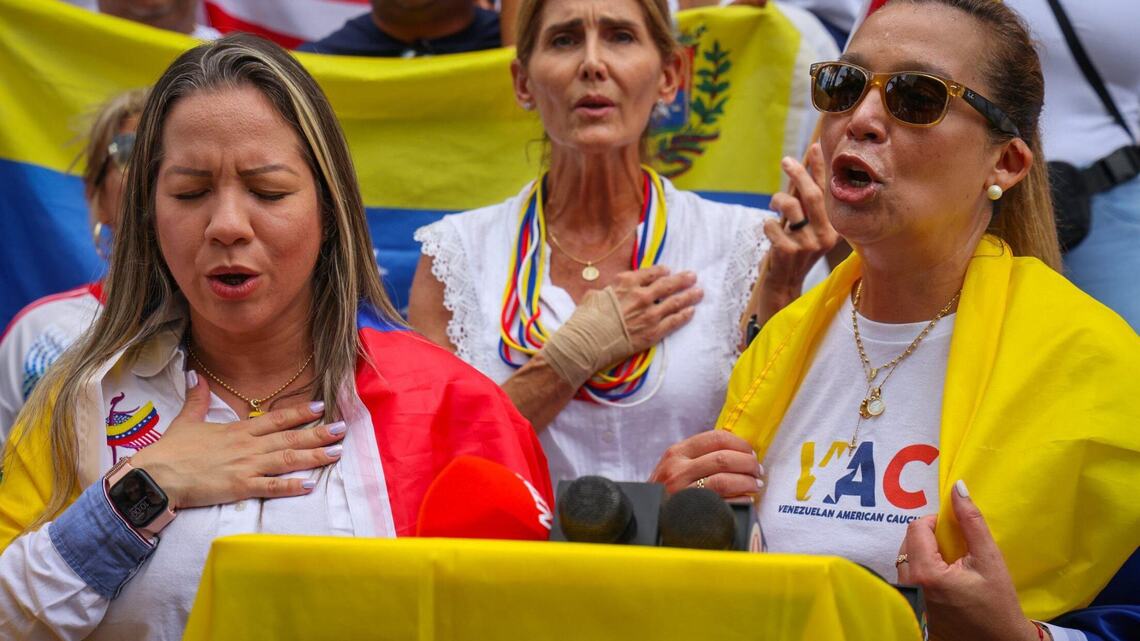 Venezolanos en Miami viven con entusiasmo las elecciones presidenciales de su país