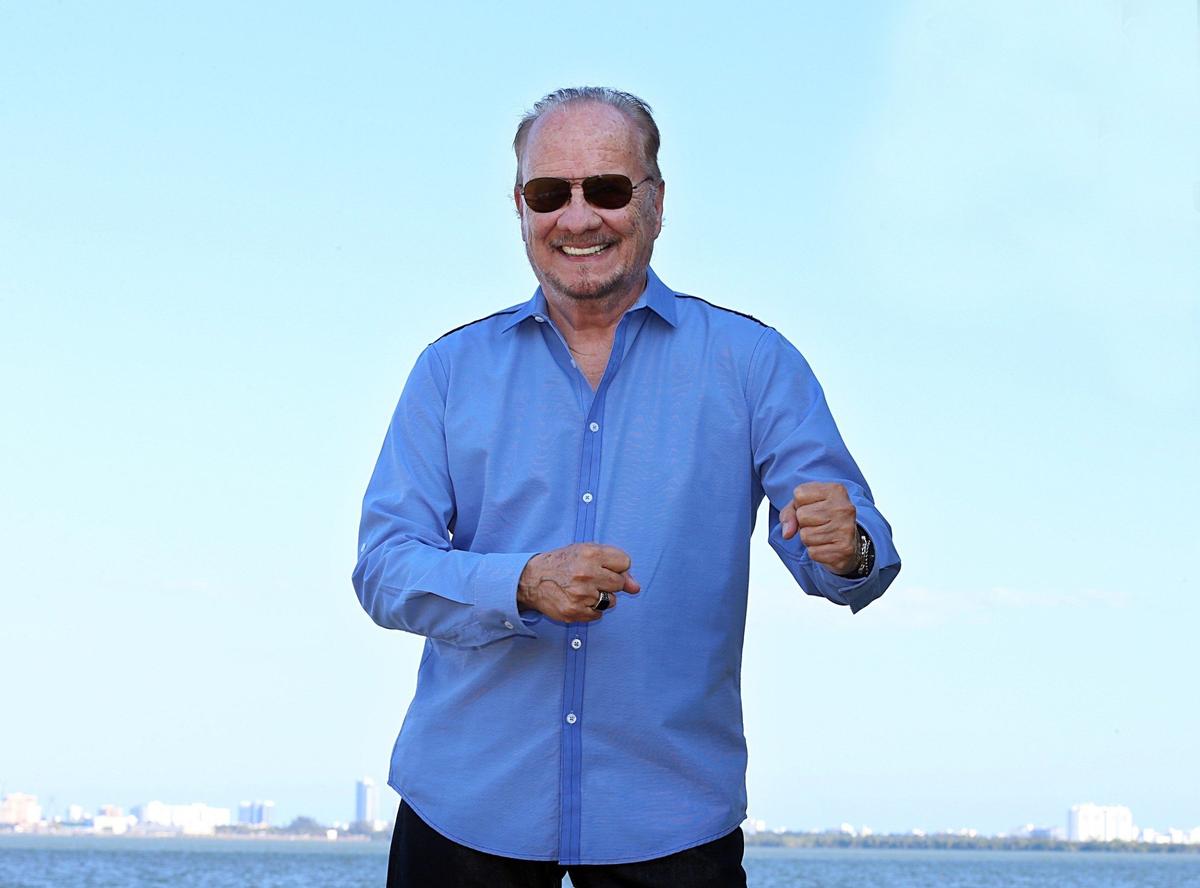 Carlos Oliva
