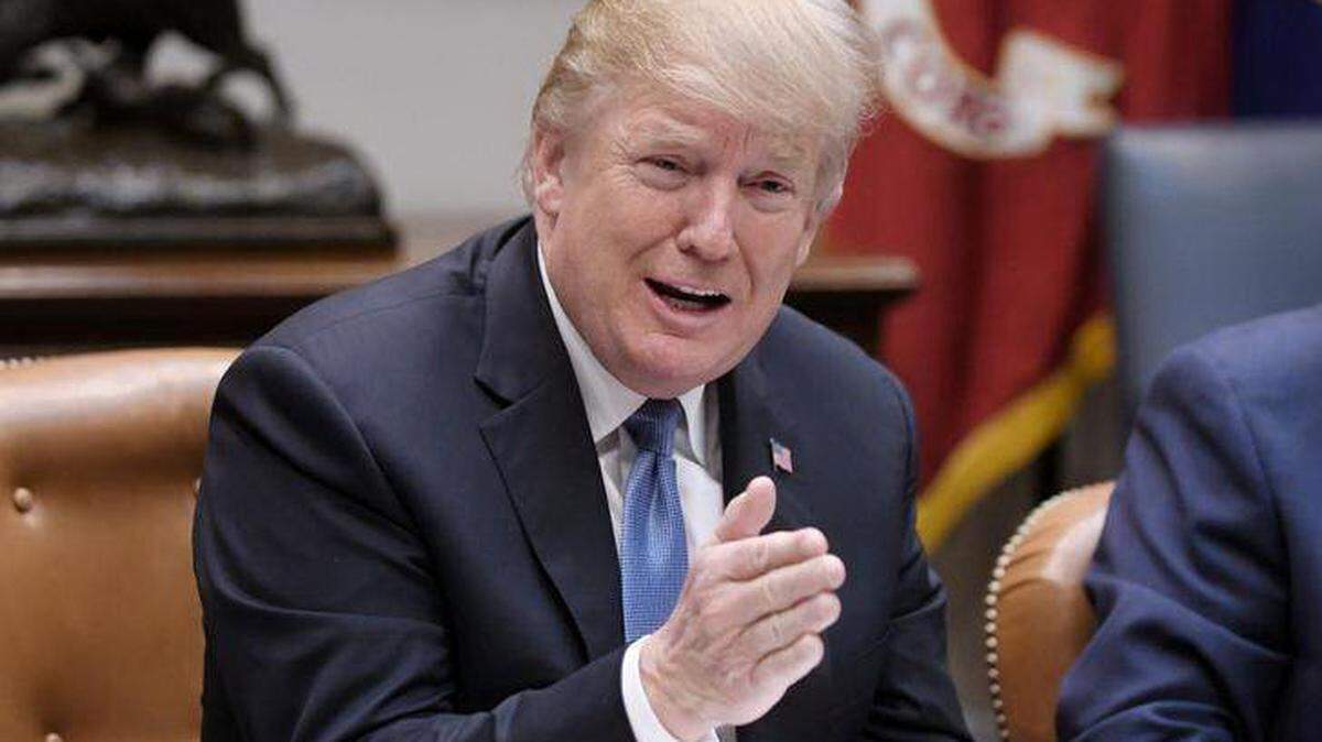 El presidente de los Estados Unidos, Donald Trump, habla durante un almuerzo de trabajo en la Sala Roosevelt de la Casa Blanca, en Washington, DC, el 21 de junio de 2018.