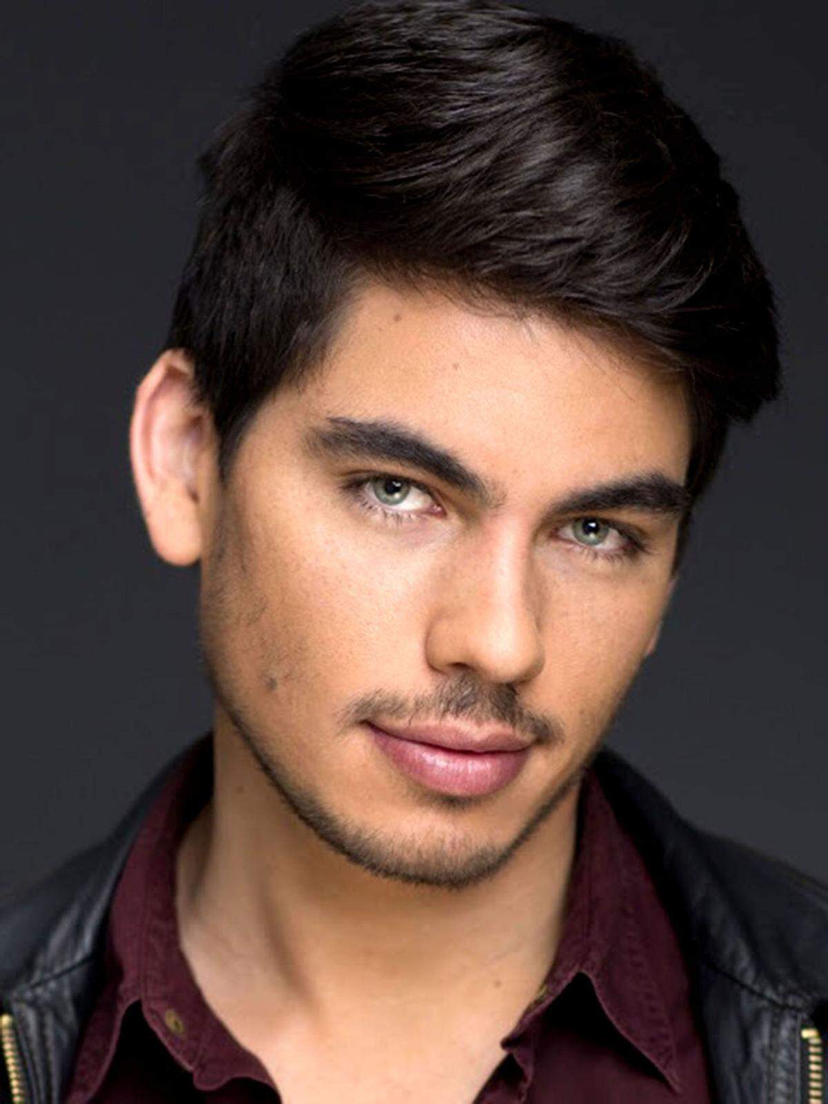 Josh Gutiérrez