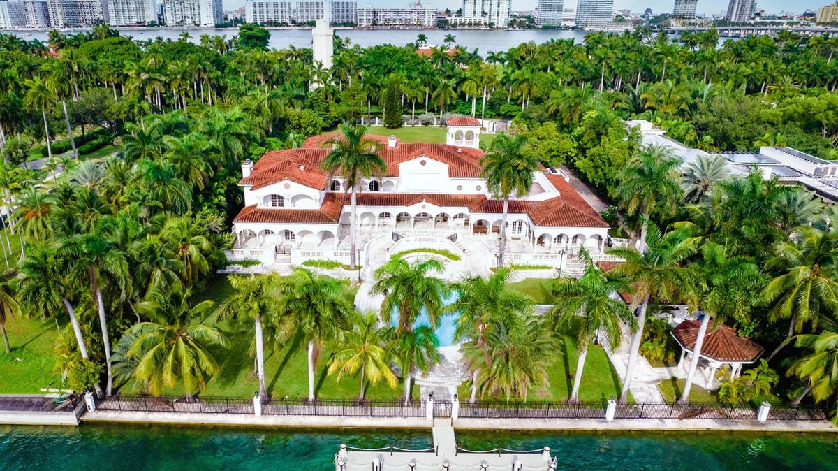 La venta de esta mansión por $75 millones en Star Island fijó un récord en Miami-Dade. 