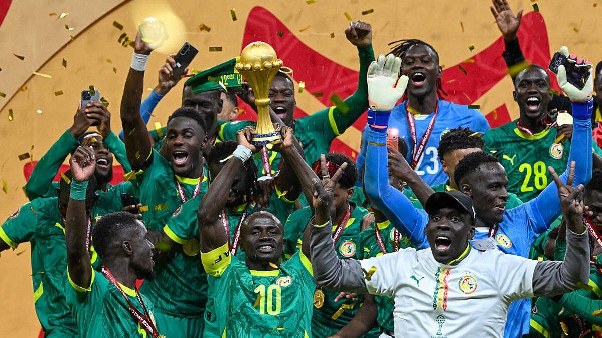 Senegal conquistó la Copa de África de Naciones (CAN) de fútbol por segunda vez en su historia al ganar 1-0 en la prórroga al anfitrión Marruecos, que vivió una noche especialmente dolorosa, este domingo en Rabat.