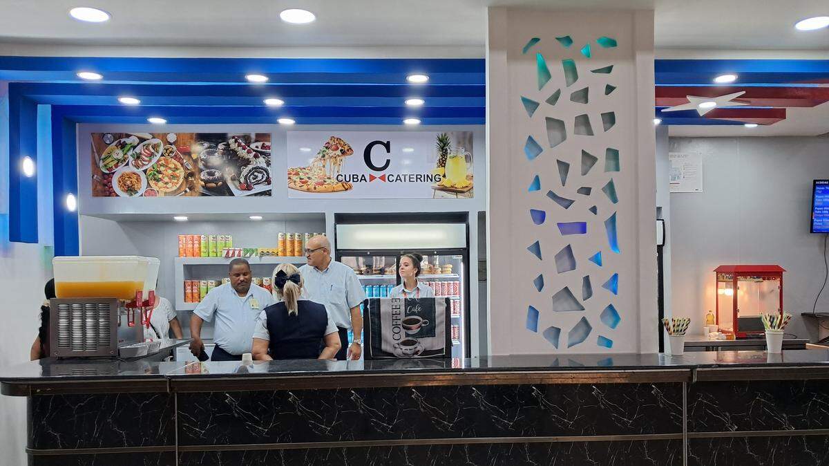 El Aeropuerto Internacional de Varadero, en la provincia cubana de Matanzas, inauguró el miércoles un Snack Bar con ofertas que califica de “irresistibles”.