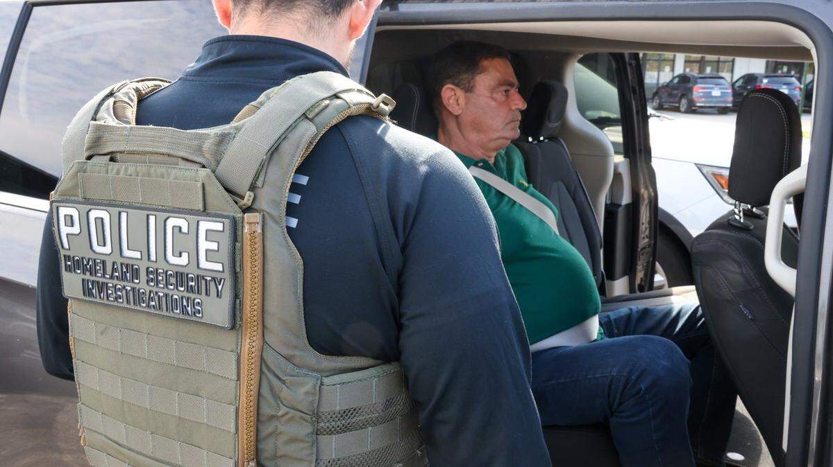 Un cubano quien presuntamente hizo declaraciones fraudulentas en la solicitud de inmigración para ingresar a EEUU fue detenido por las autoridades estadounidenses.