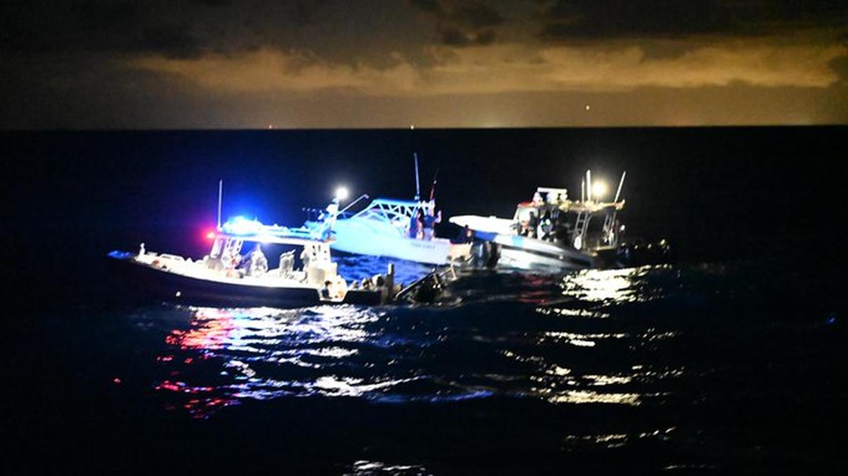 Los guardacostas interceptaron una embarcación de dos cubanos en octubre de 2024 y los acusaron de contrabando de inmigrantes.