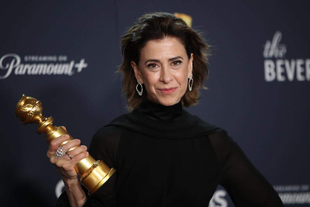 La brasileña Fernanda Torres ganó el premio a la mejor actriz en una película dramática por “Aún estoy aquí”, en la 82ª edición de los Globos de Oro celebrada el 5 de enero de 2025 en el hotel Beverly Hilton en Los Angeles, California.