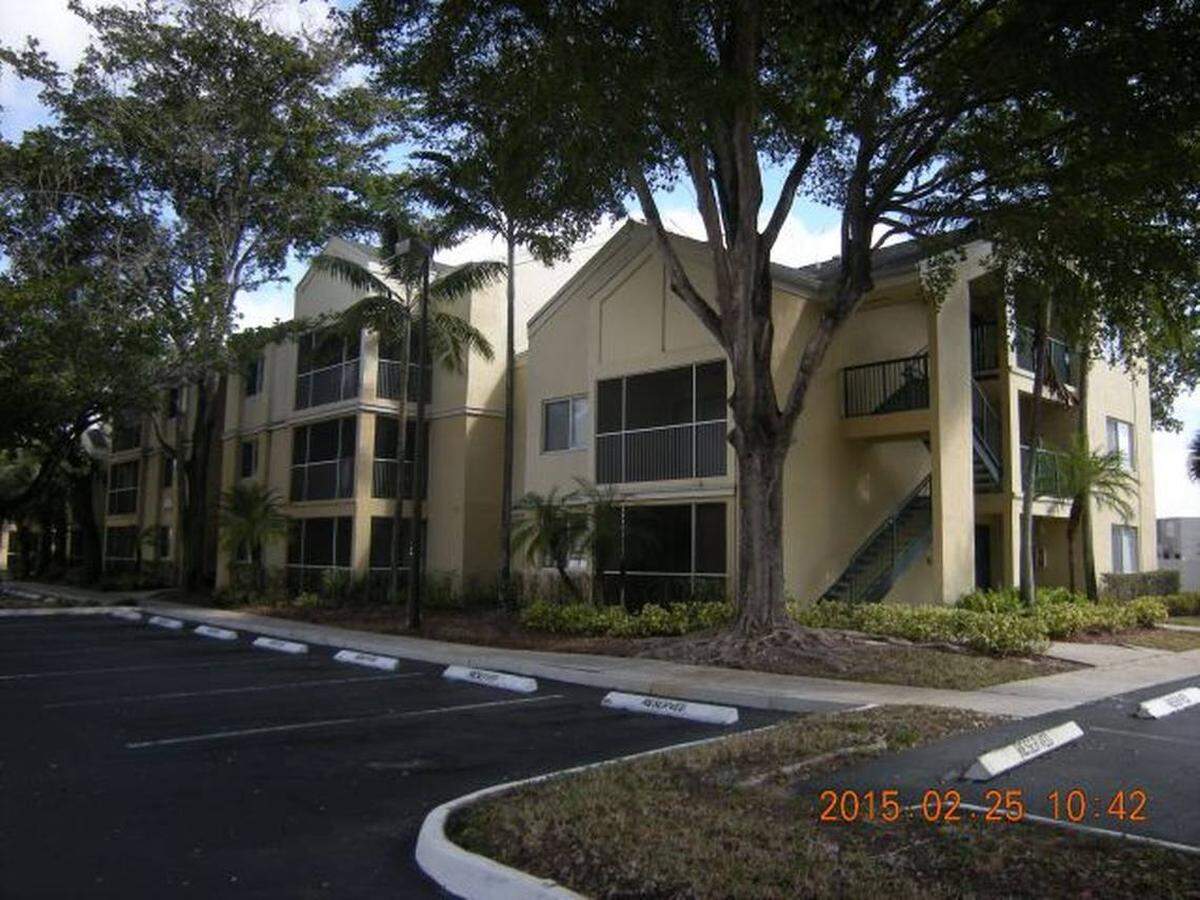 Casa de Omar Solari ubicada en el 5760 Rock Island Road, # 330, Tamarac, propiedad de Solari Capital LLC.