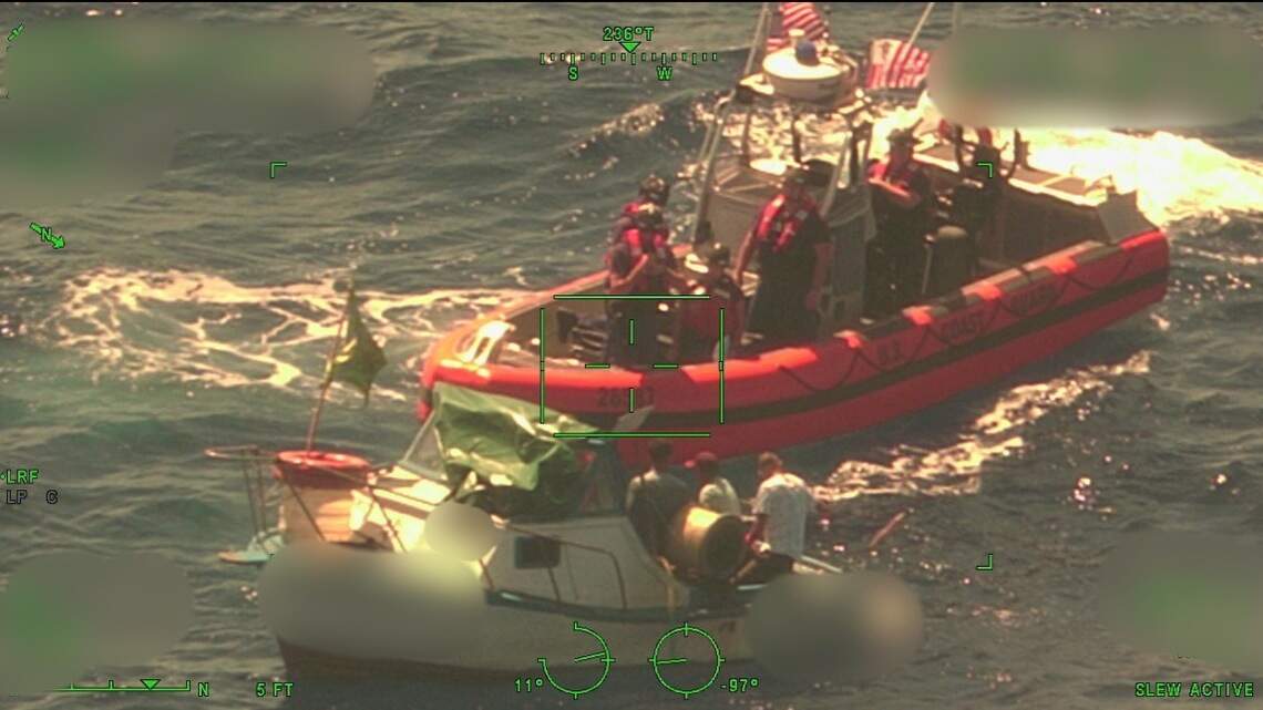 Guardia Costera devuelve a Cuba 6 personas interceptadas en el mar en 2 operaciones