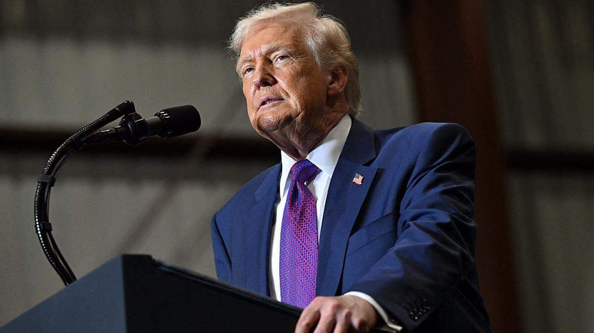 El presidente de Estados Unidos, Donald Trump, da un discurso sobre la economía en la fábrica de Coosa Steel Corporation en Roma, Georgia, el jueves 19 de febrero de 2026.