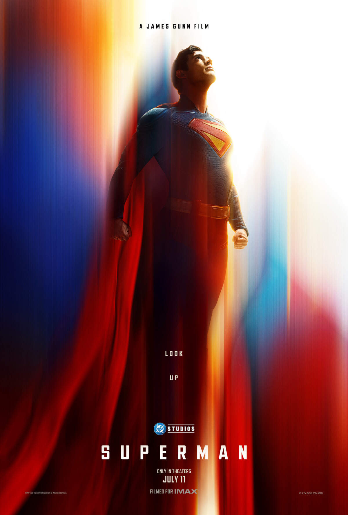 El icónico superhéroe vuelve a la pantalla grande en una historia que explora su lucha por reconciliar su herencia con su crianza humana.