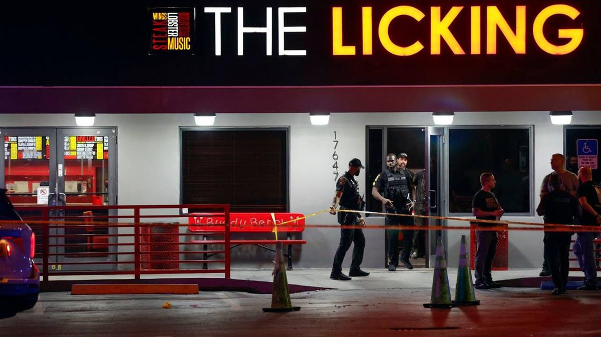 Miami Gardens police outside The Licking Restaurant in Miami Gardens Jan. 5, 2023.