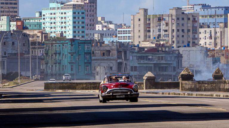 Cuba enfrenta desastre turístico: nuevos datos del gobierno revelan un escenario más alarmante
