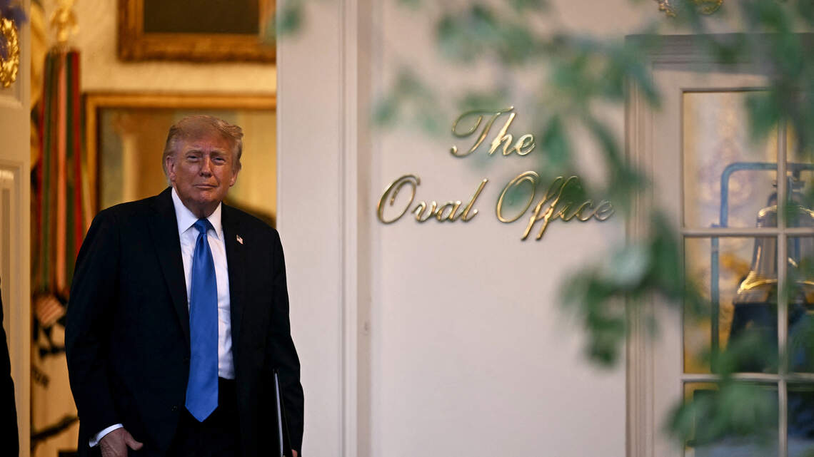 La aprobación de Trump en política exterior cae a su mínimo, el 29%, según sondeo de CNN