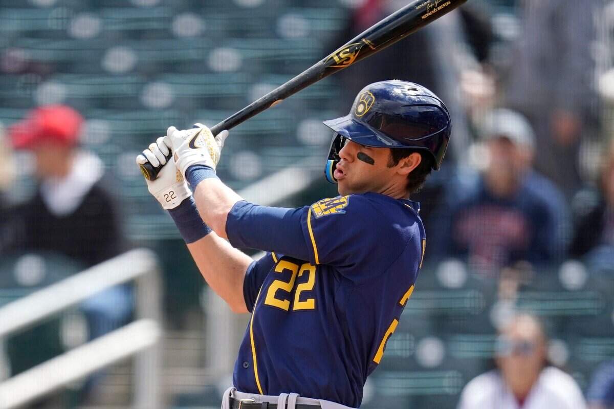 La ofensiva necesita producir las carreras necesarias para apoyar al pitcheo estelar. Para los Cerveceros es de enorme importancia la recuperación de su mejor bateador, Christian Yelich.