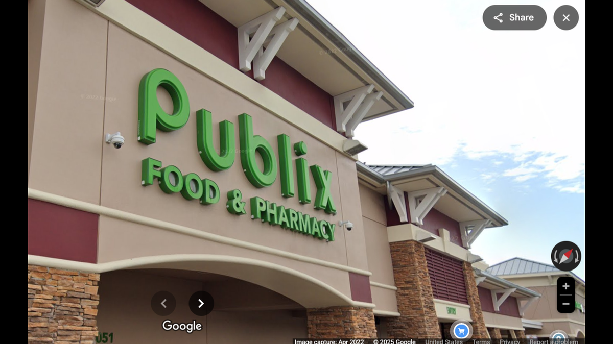 Una jugadora de la lotería de Florida ganó un premio mayor de $5 millones con un boleto que compró en Publix.
Imagen de Street View de abril de 2022 © 2025 Google