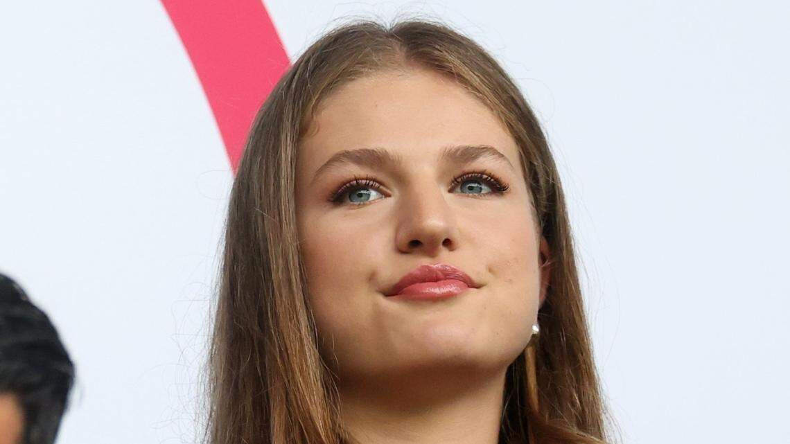 La princesa heredera Leonor de España asiste antes del partido final de la UEFA Euro Femenina 2025 entre Inglaterra y España en el estadio St. Jakob-Park, el 27 de julio de 2025 en Basilea, Suiza.