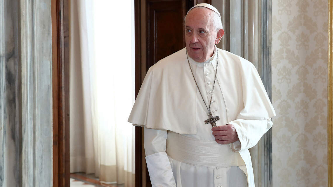 La Iglesia católica avanza como el cangrejo