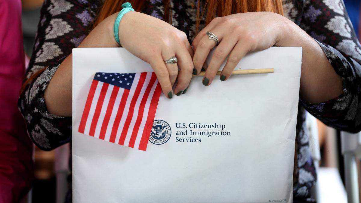 USCIS prepara el cierre de sus oficinas internacionales que proveen servicios informativos y documentos de viaje a personas en todas las partes del mundo.