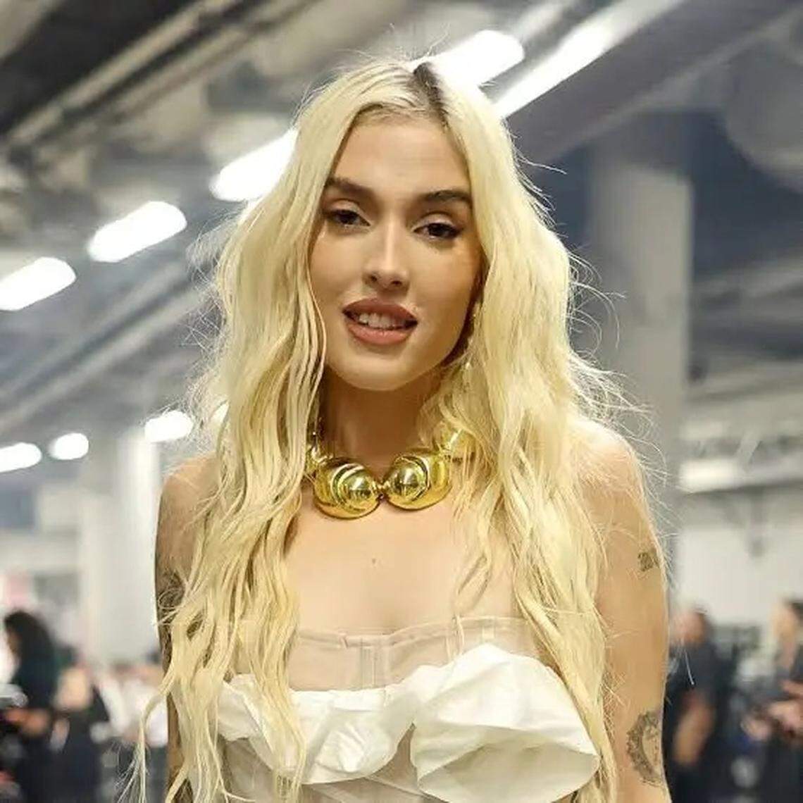 Concierto de Elena Rose en Fillmore Miami Beach at Jackie Gleason Theater.