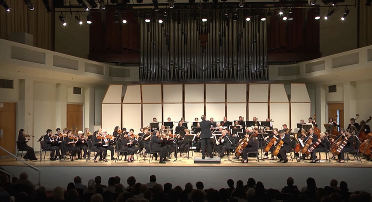 La Alhambra Orchestra cierra su temporada en el FIU Wertheim Performing Arts Center.