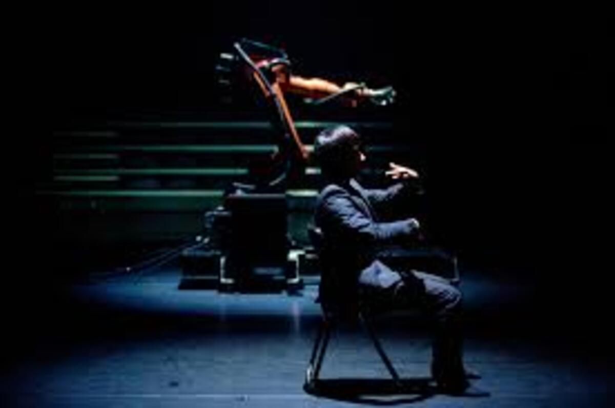 Live Arts Miami: “Huang Yi & KUKA” en el Teatro Koubek Center.