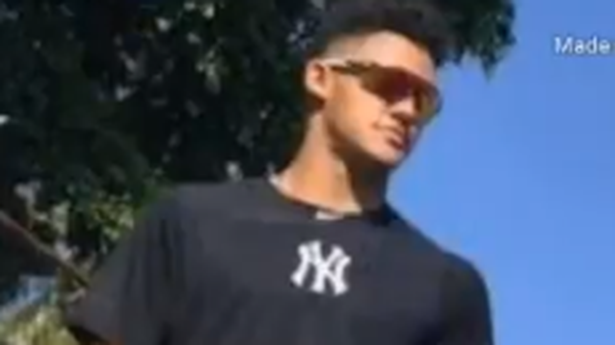 El bateador ambidextro dominicano Jasson Domínguez fichó este martes por $5.4 millones con los Yankees de Nueva York para convertirse en el prospecto latinoamericano mejor pagado por las organizaciones de las Grandes Ligas.